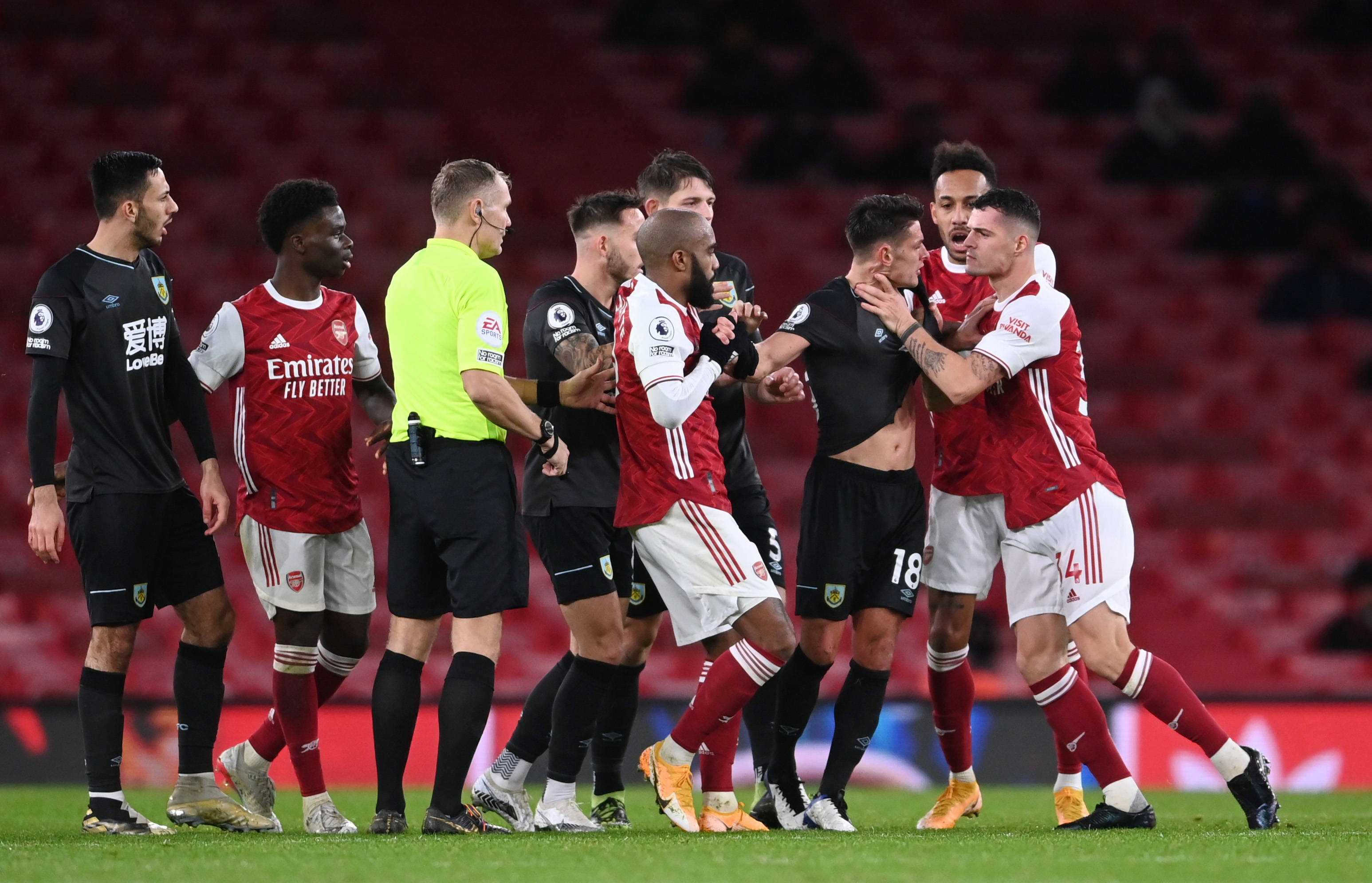 大幅增加 大幅增加